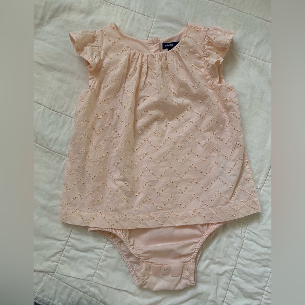Gap pink embroidered eyelet bodysuit dress - like new!